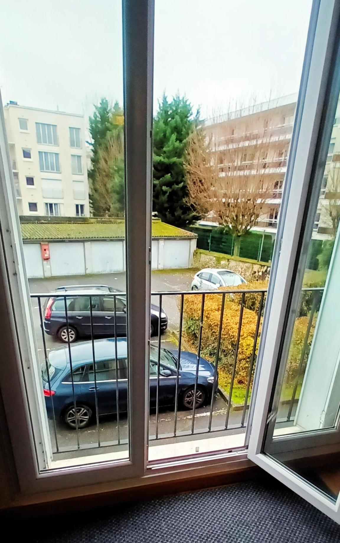 Appart A Versailles, 2 A 4 Pers, Avec Parking المظهر الخارجي الصورة